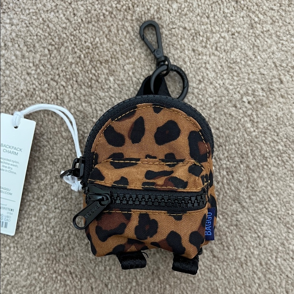 BAGGU leopard Mini Backpack Charm - image 1